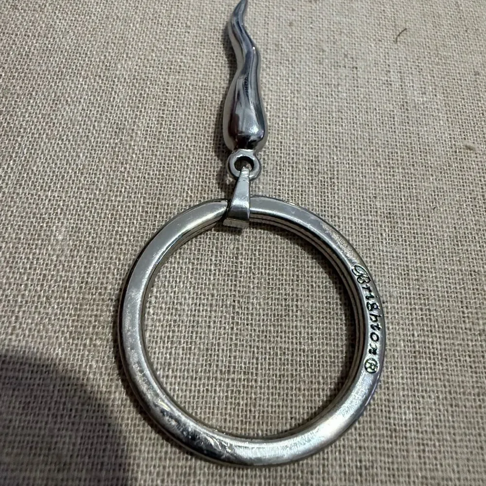 Brighton Silver Keyring with Curved Horn Charm – Vintage Style